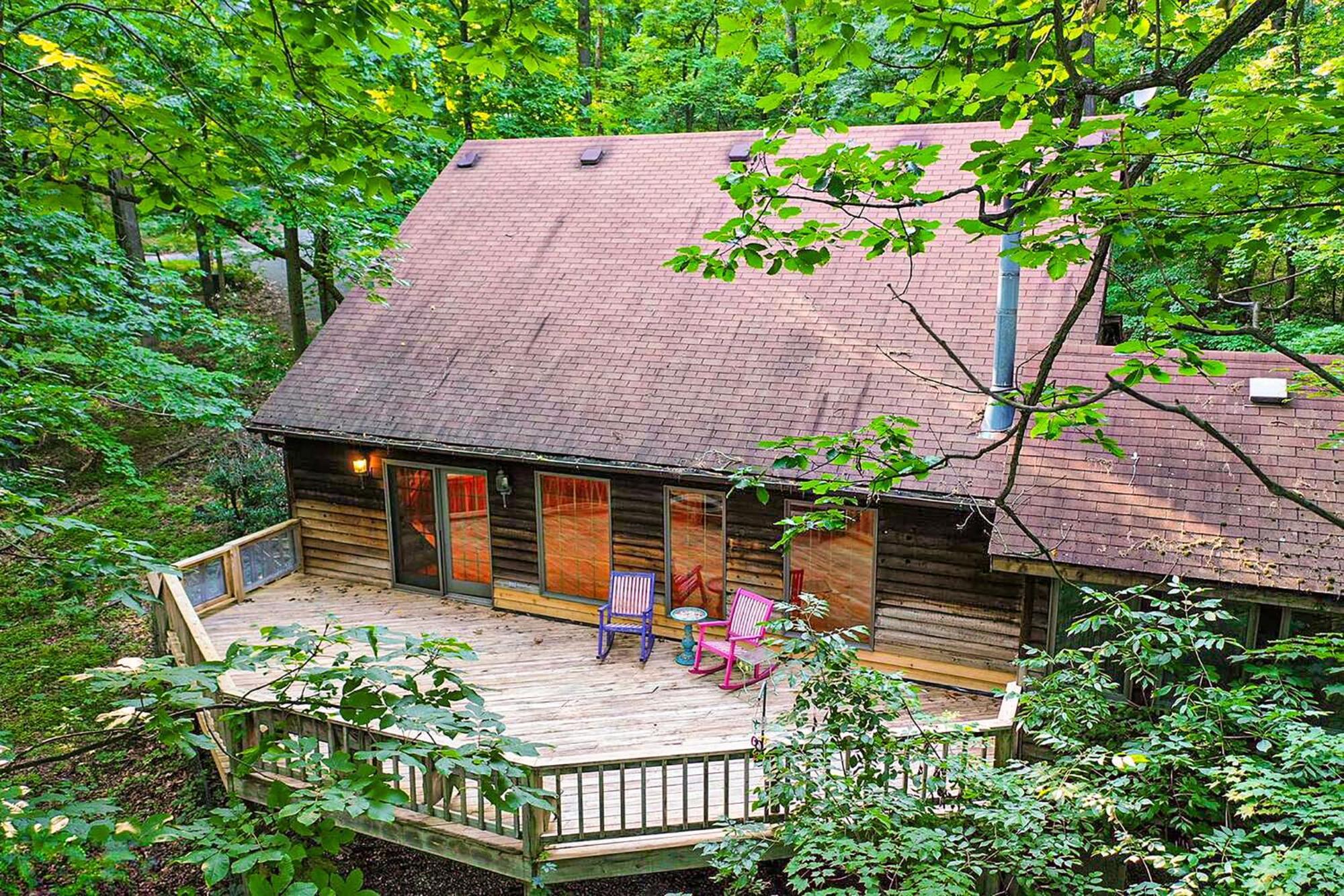 Huge Cabin W Hot Tub, Deck, Grill, Fire Pit, Wifi Berkeley Springs Bagian luar foto
